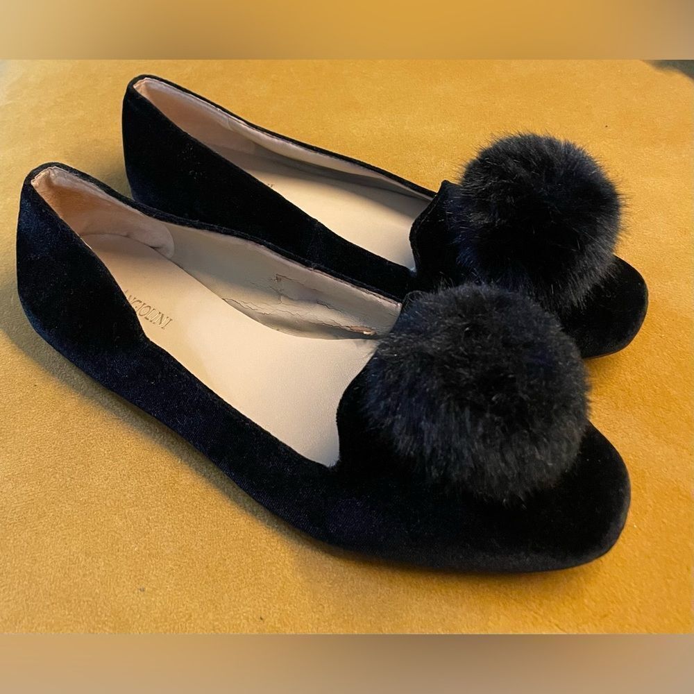 Enzo Angiolini Black Velvet Flats w/Pompoms 
8.5